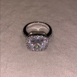 💘Stamped 925 Sterling Silver Costume Diamond Ring